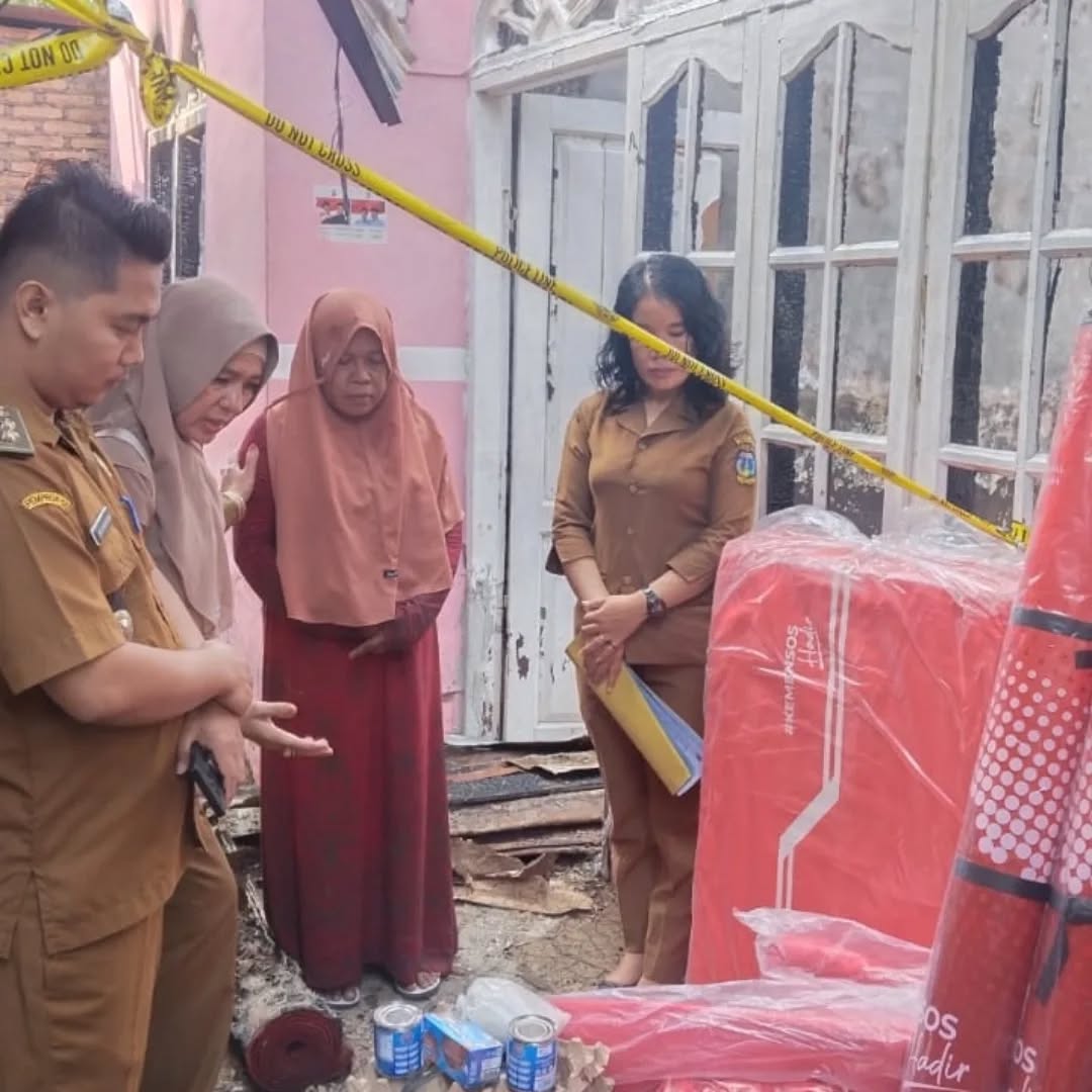 Dinas sosial kota tebing tinggiPemberian bantuan permakanan kepada korban kebakaran di kelurahan sri padang